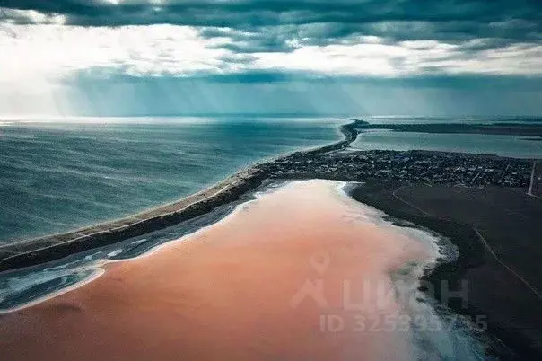 Участок в Крым, Сакский район, с. Штормовое  (6.0 сот.) - Фото 2