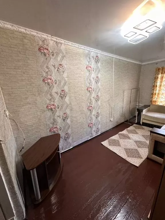 Комната 13 м в 5-к., 1/5 эт. - Фото 1