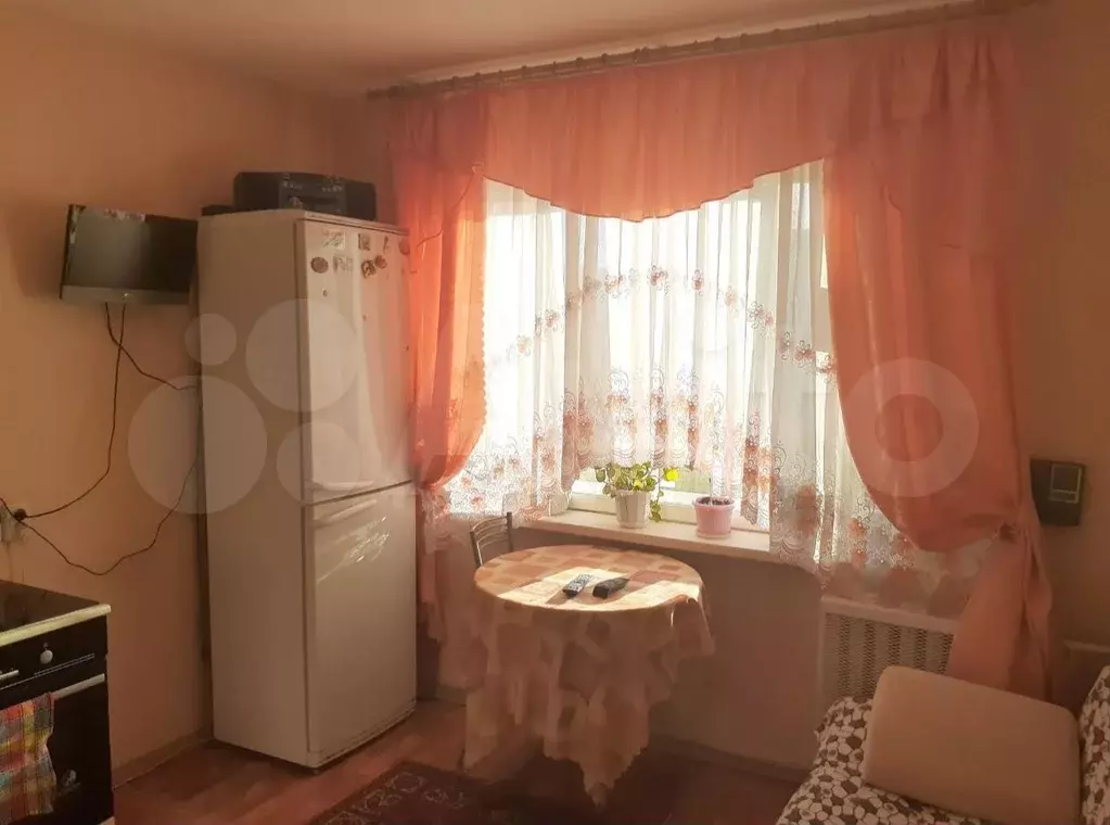 1-к. квартира, 40 м, 4/10 эт. - Фото 1