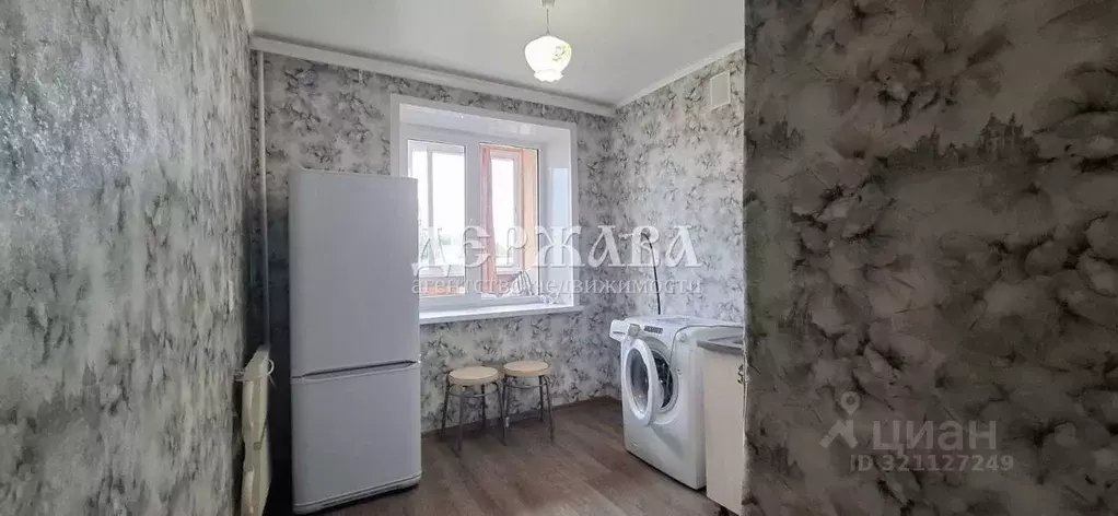 1-к кв. Белгородская область, Старый Оскол Интернациональный мкр, 3 ... - Фото 1