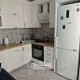 2-к кв. Курская область, Курск Рябиновая ул., 3В (68.0 м) - Фото 1