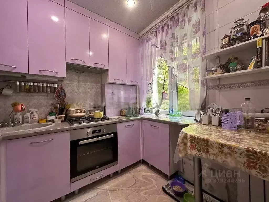 2-к кв. Белгородская область, Белгород Радуга мкр, ул. Шершнева, 17 ... - Фото 0