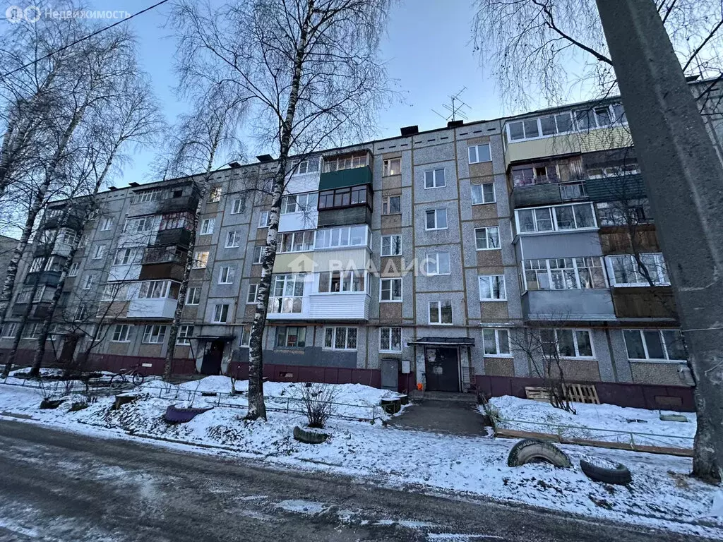 2-комнатная квартира: Сыктывкар, Коммунистическая улица, 68 (43.9 м) - Фото 1