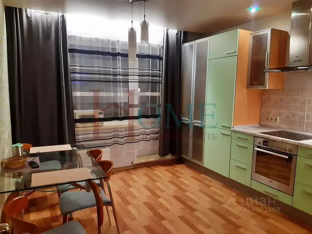 3-к кв. Новосибирская область, Новосибирск ул. Тюленина, 14 (83.0 м) - Фото 0