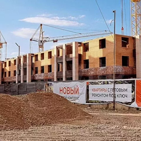 1-к. квартира, 42,4 м, 4/4 эт. - Фото 0