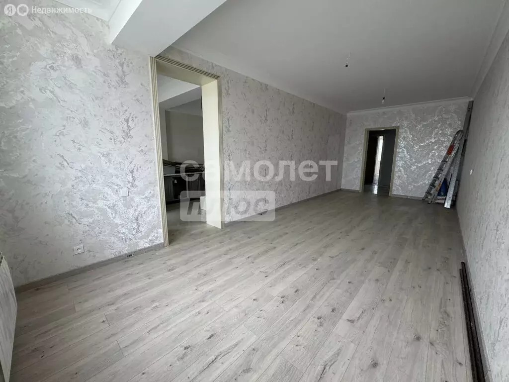 2-комнатная квартира: Махачкала, Халимбекаульская улица, 33Бк2 (70 м) - Фото 1