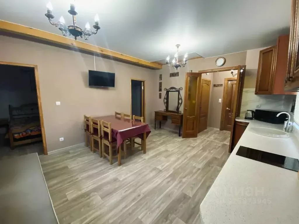 Дом в Оренбургская область, Бузулукский район, Колтубановский ... - Фото 1