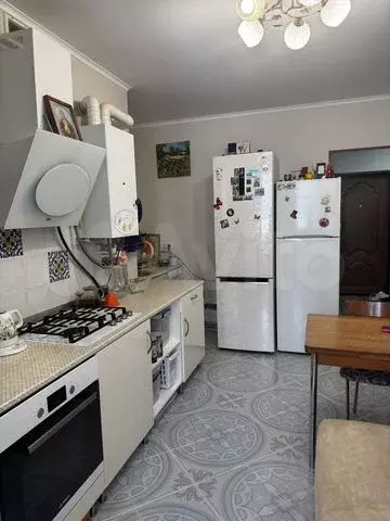 1-к. квартира, 42 м, 6/9 эт. - Фото 0
