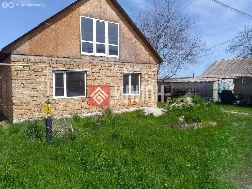 Дом в Белогорск, Лесная улица, 16 (70 м) - Фото 1