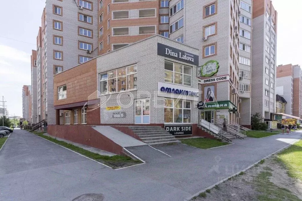 Помещение свободного назначения в Тюменская область, Тюмень ул. ... - Фото 1