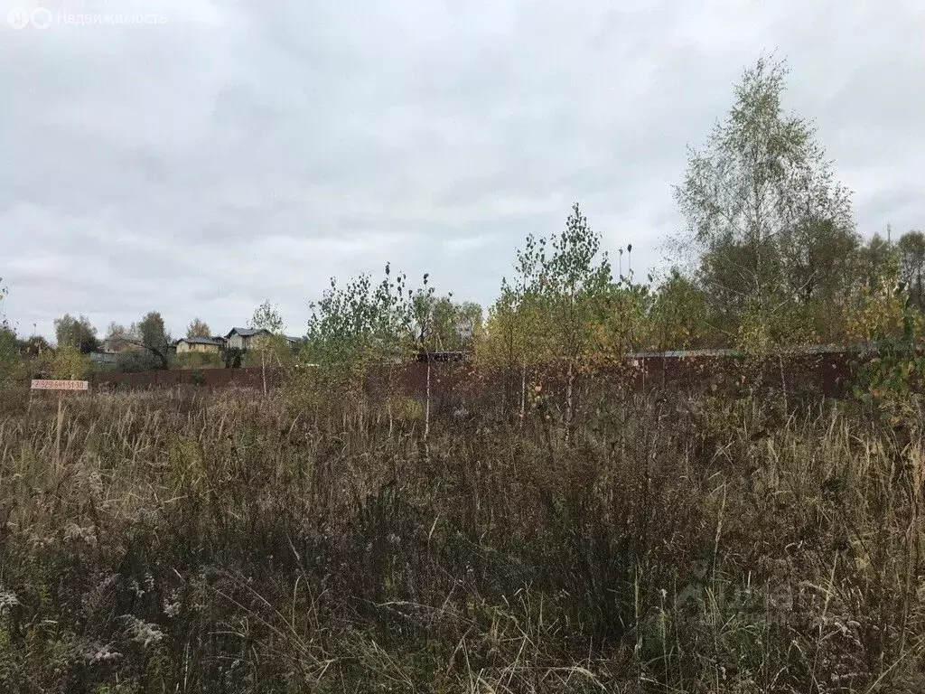 Участок в Московская область, городской округ Серпухов, деревня Старые ... - Фото 1
