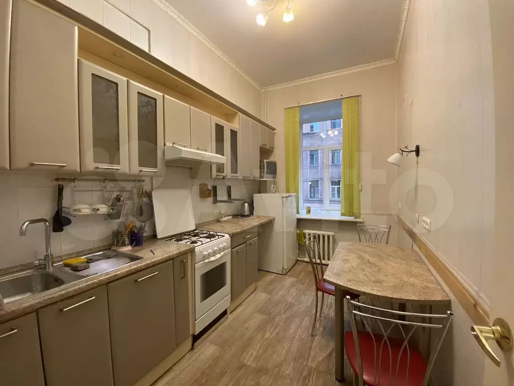 2-к. квартира, 60 м, 2/4 эт. - Фото 1