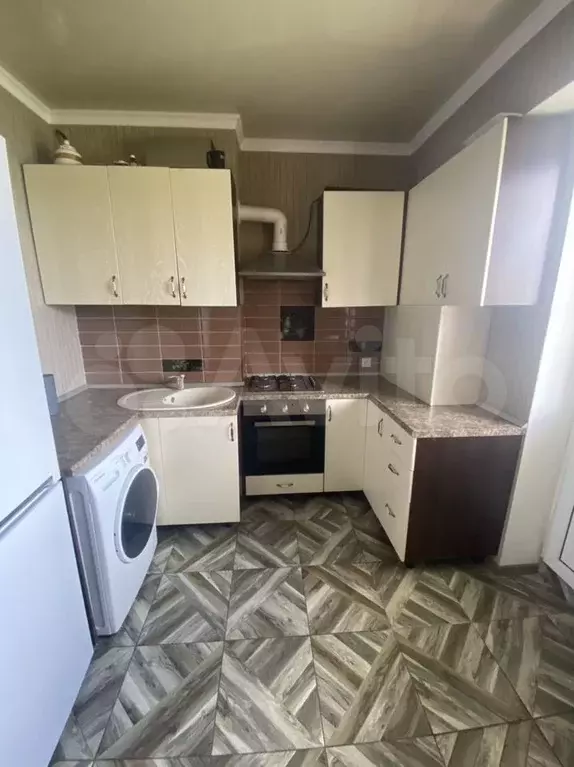 1-к. квартира, 35 м, 6/9 эт. - Фото 0