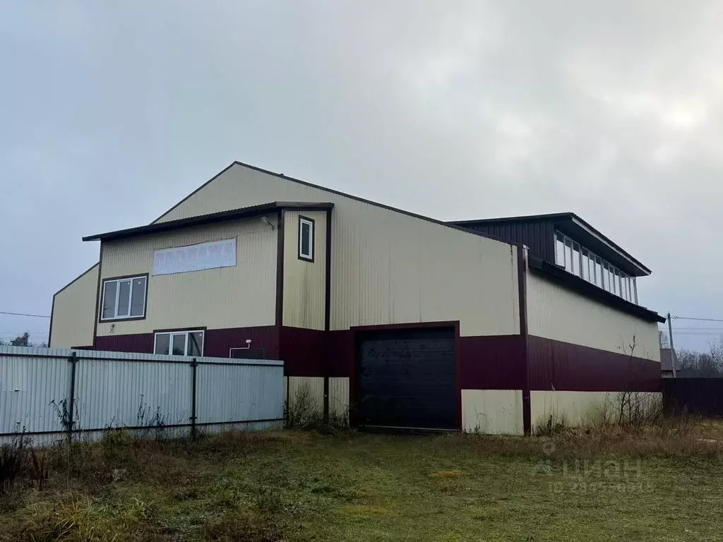 Помещение свободного назначения в Новгородская область, Валдай Зеленая ... - Фото 1