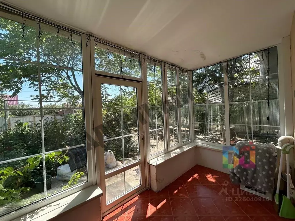 Дом в Калмыкия, Элиста ул. Имени В. Косиева, 18 (107 м) - Фото 1