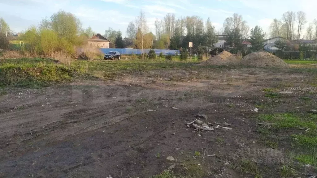 Участок в Новгородская область, Боровичи Перевалка мест., 17 (14.1 ... - Фото 1