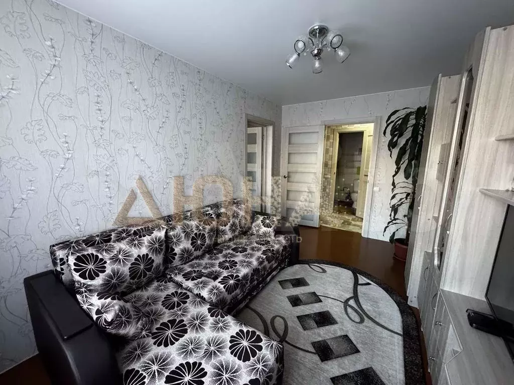 2-к. квартира, 40 м, 1/2 эт. - Фото 1