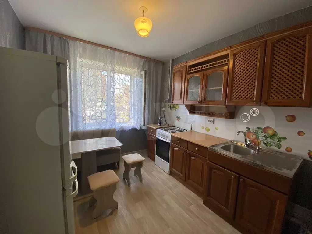 2-к. квартира, 54 м, 1/10 эт. - Фото 0