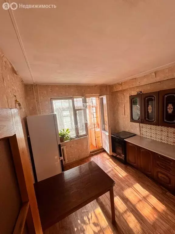 3-комнатная квартира: Махачкала, улица Зои Космодемьянской, 50 (85 м) - Фото 1