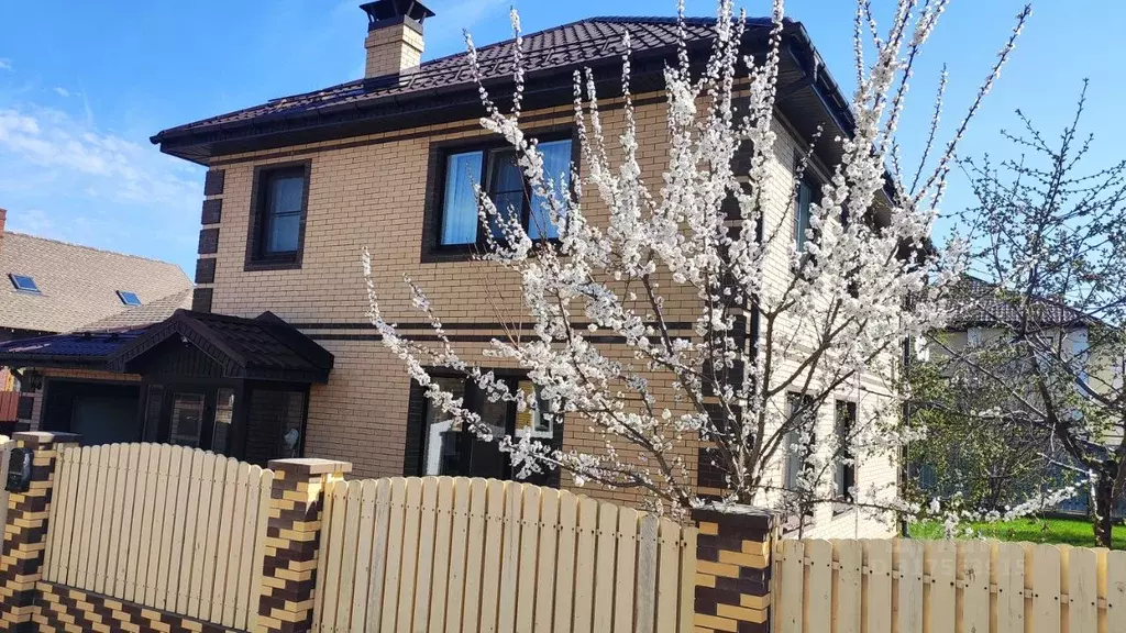 Коттедж в Самарская область, Ставропольский район, с. Подстепки ул. ... - Фото 1