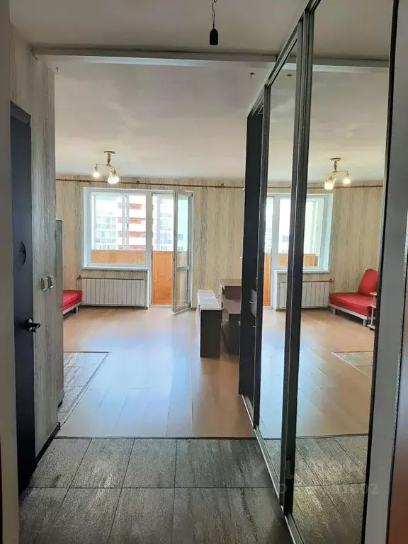 Студия Свердловская область, Екатеринбург ул. Рощинская, 37 (28.0 м) - Фото 1