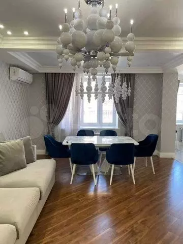 3-к. квартира, 100 м, 7/23 эт. - Фото 0