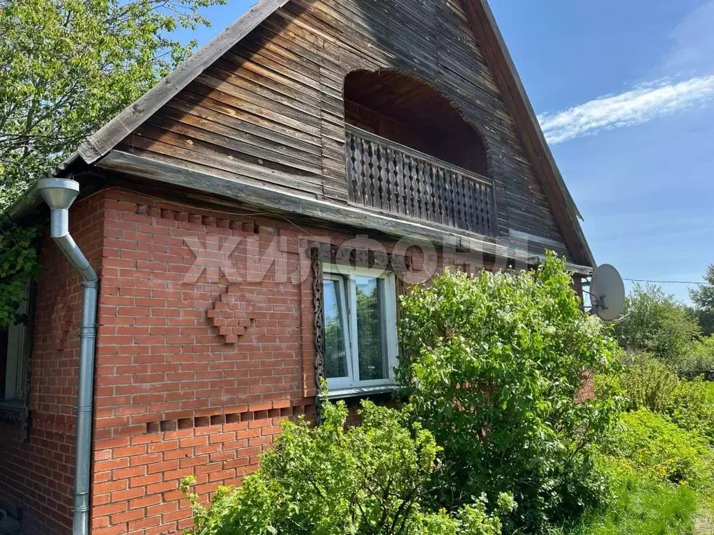 Дом в Новосибирская область, Ордынское рп ул. Коммунистическая, 15 ... - Фото 0