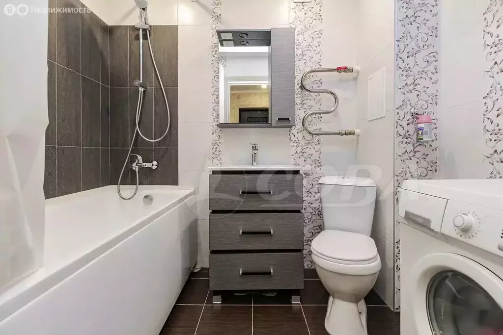 Квартира-студия: Тюмень, улица Самарцева, 177 (37 м) - Фото 0