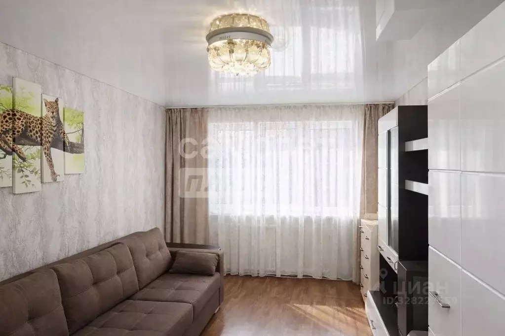 2-к кв. Челябинская область, Верхний Уфалей ул. Строителей, 40А (48.6 ... - Фото 2