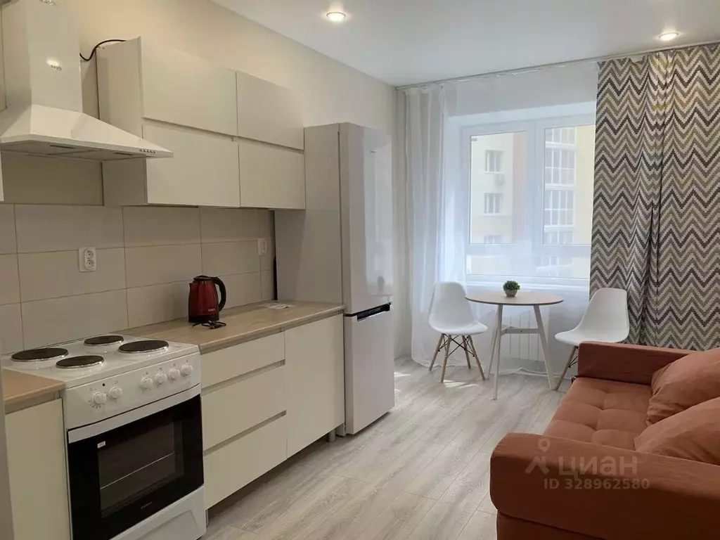 1-к кв. Брянская область, Брянск Степная ул., 2Г (38.0 м) - Фото 1