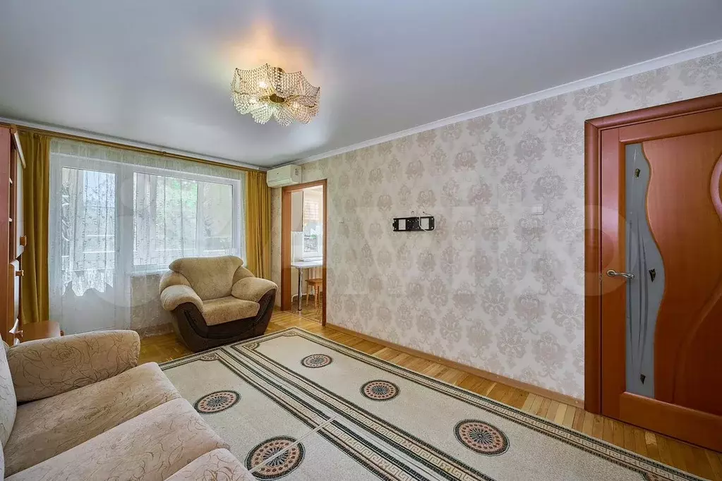 3-к. квартира, 65 м, 2/5 эт. - Фото 1