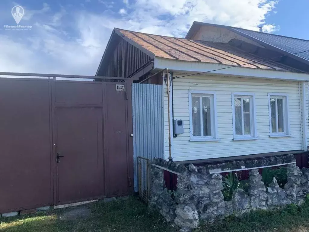 Дом в Рязанская область, Спасск-Рязанский ул. Свердлова, 137 (63 м) - Фото 1