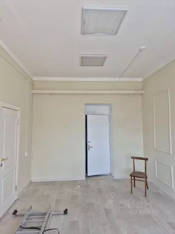 Офис в Астраханская область, Астрахань ул. Ленина, 20 (19 м) - Фото 2