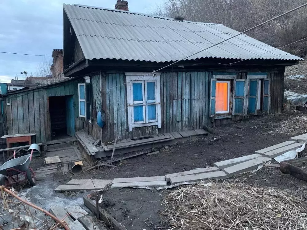 Дом в Иркутская область, Иркутск ул. Освобождения, 63 (37 м) - Фото 1