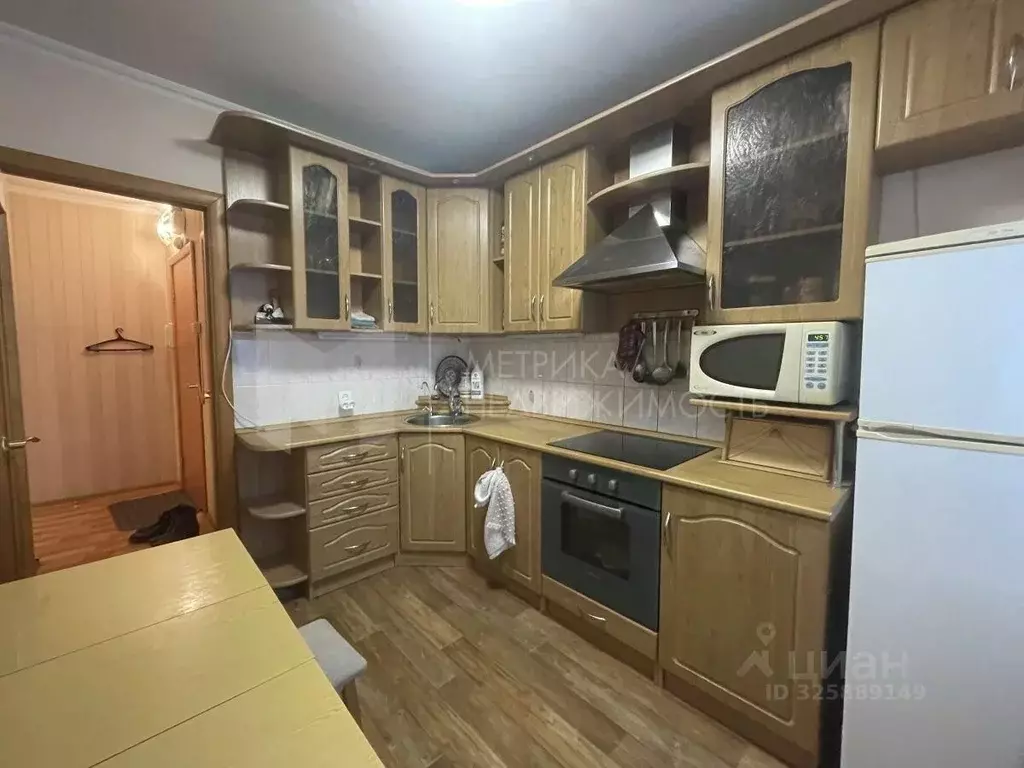 3-к кв. Тюменская область, Тюмень ул. Пермякова, 54а (65.9 м) - Фото 1