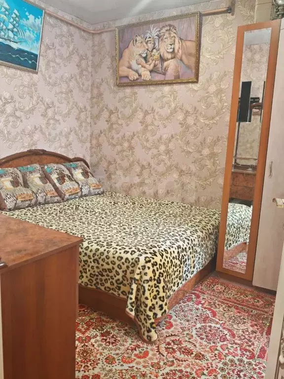 Комната Ямало-Ненецкий АО, Новый Уренгой ул. Геологоразведчиков, 14 ... - Фото 1