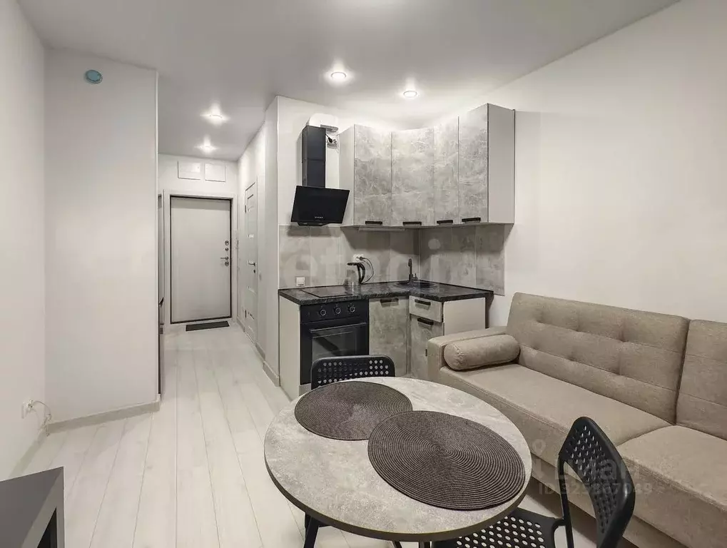 Студия Тюменская область, Тюмень ул. Алматинская, 6 (20.0 м) - Фото 1