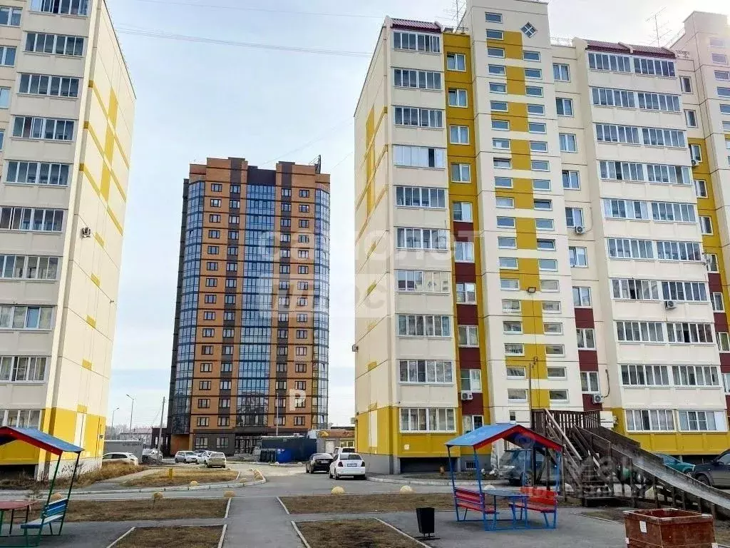 1-к кв. Омская область, Омск проезд 1-й Амурский, 5к2 (37.1 м) - Фото 0