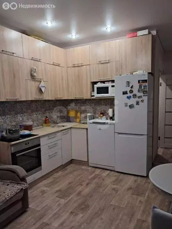 3-комнатная квартира: Барнаул, проспект Ленина, 54 (56.3 м) - Фото 1