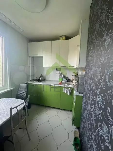 4-к. квартира, 70м, 4/9эт. - Фото 0