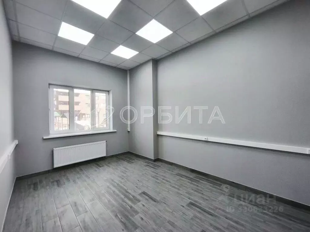 Помещение свободного назначения в Тюменская область, Тюмень ул. ... - Фото 1
