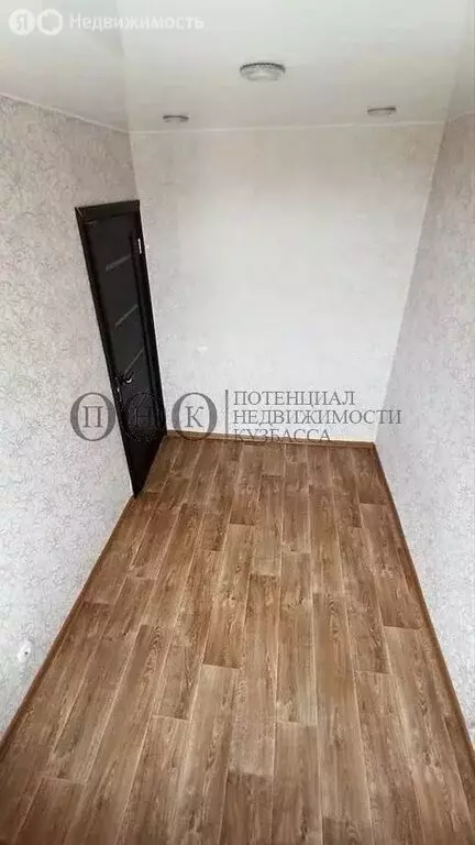 1-комнатная квартира: Кемерово, проспект Шахтёров, 88 (32.7 м) - Фото 1