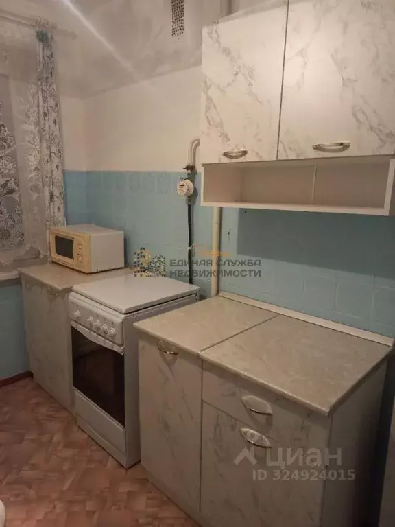 2-к кв. Башкортостан, Уфа Российская ул. (43.0 м) - Фото 1