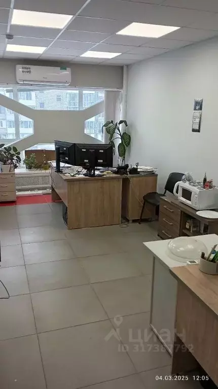 Офис в Саратовская область, Саратов Университетская ул., 28 (378 м) - Фото 1