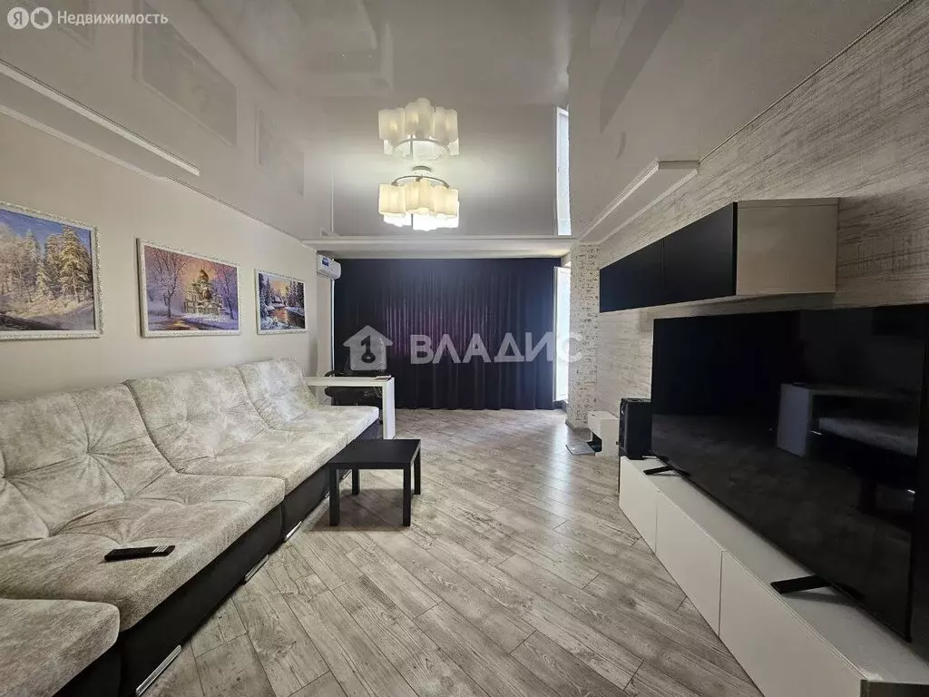 3-комнатная квартира: белгород, улица 5 августа, 35 (97.5 м) - Фото 0