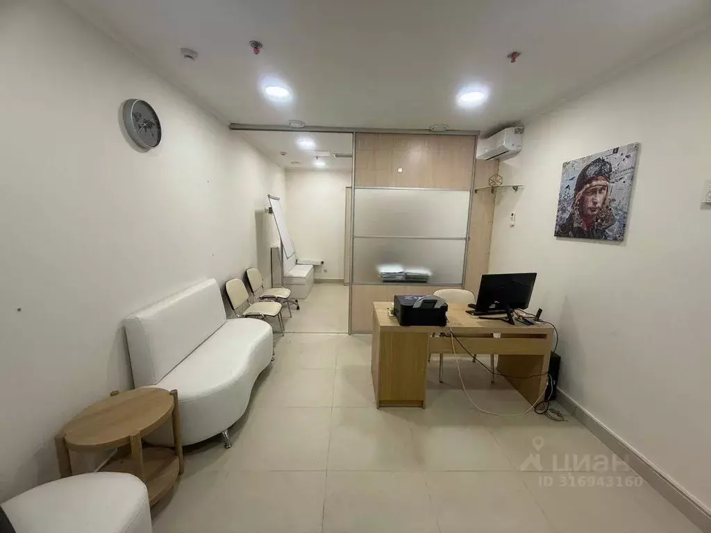 Офис в Севастополь ул. Большая Морская, 23 (21 м) - Фото 1