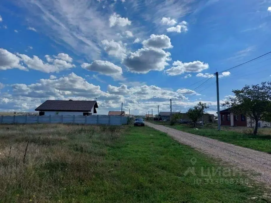 Участок в Крым, Симферопольский район, с. Урожайное ул. Ана-Эли, 10 ... - Фото 0