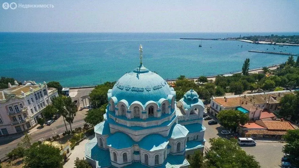 3-комнатная квартира: Евпатория, улица Тучина, 1/2 (56.6 м) - Фото 0