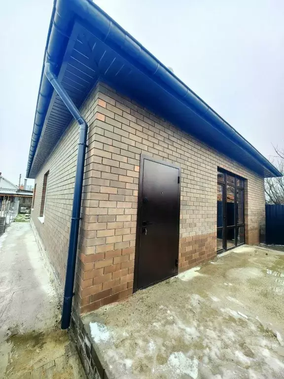 Дом в Краснодарский край, Ейское городское поселение, пос. ... - Фото 1