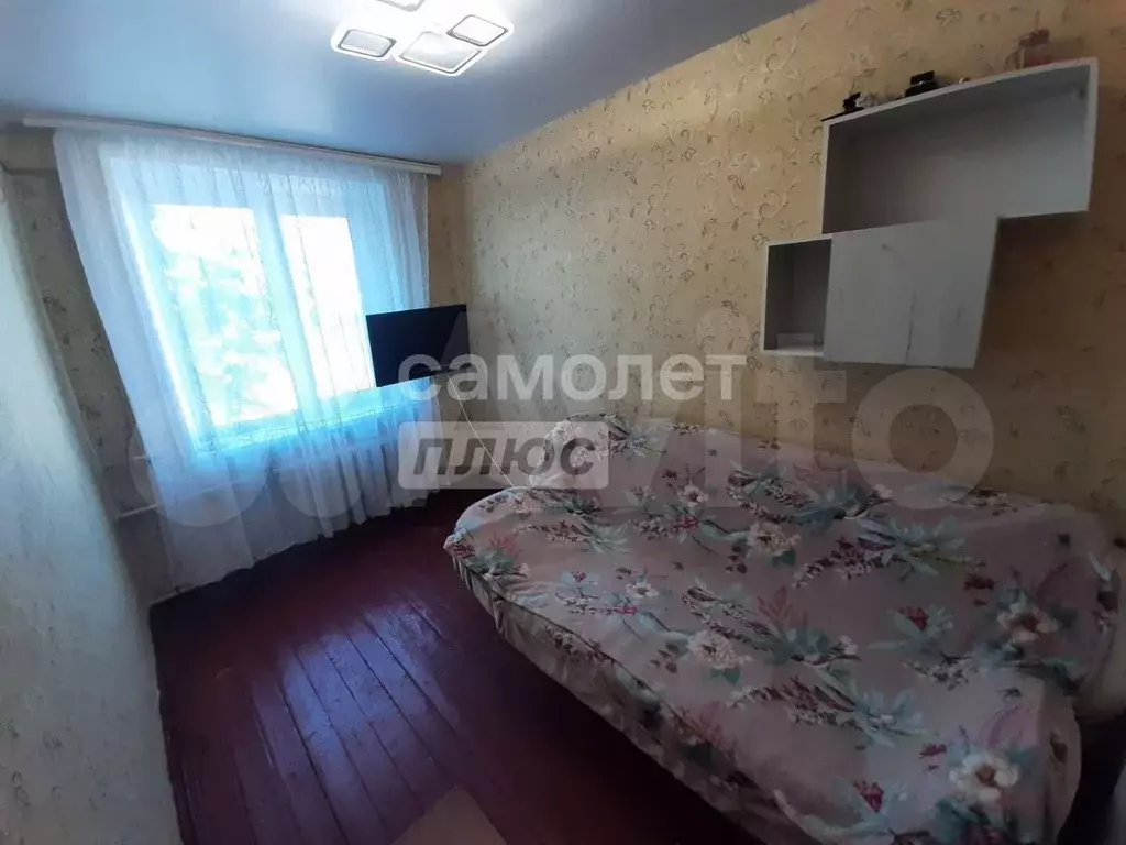 Комната 11 м в 4-к., 2/4 эт. - Фото 0
